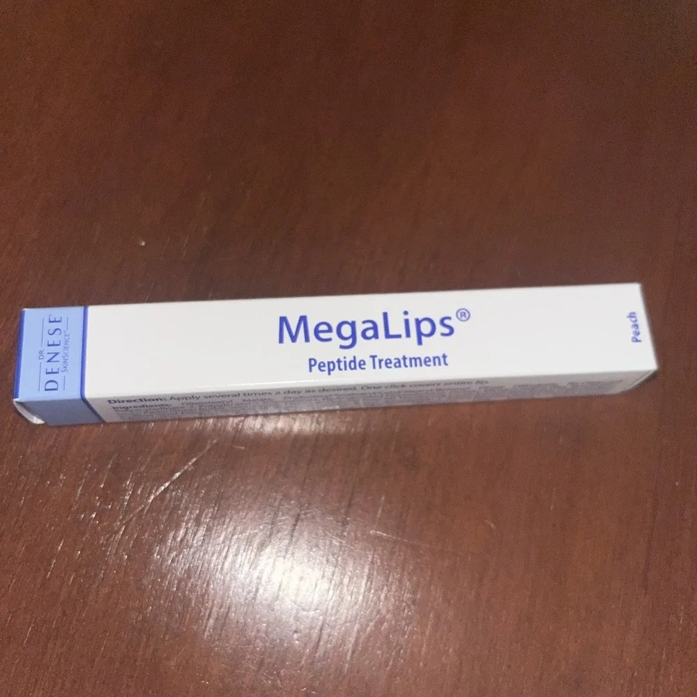 Dr. Denese MegaLips Peptide Treatment in PEACH .06 oz Full Size New in Box